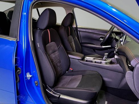 Used 2023 Nissan Sentra SR w/ Electronics Package image 29