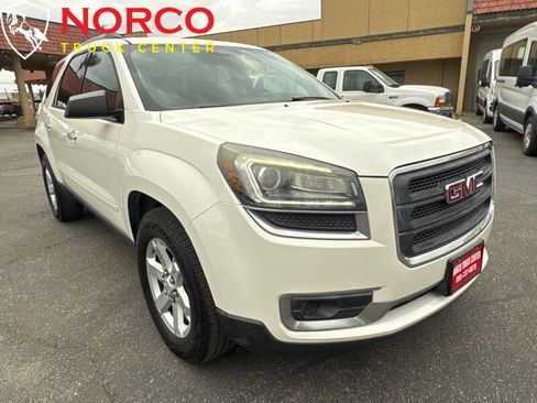 Used 2015 GMC Acadia SLE image 2