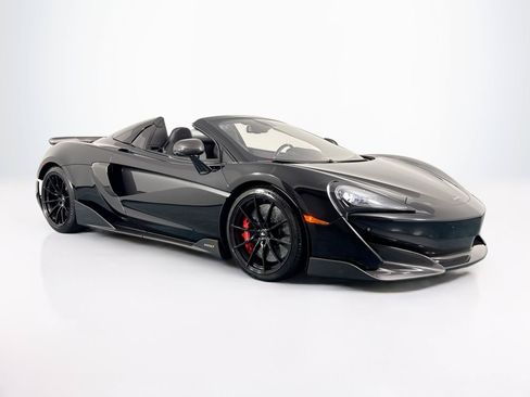 Used 2020 McLaren 600LT Spider RWD image 3