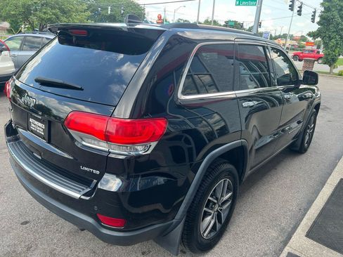 Used 2017 Jeep Grand Cherokee Limited AWD/4WD image 7