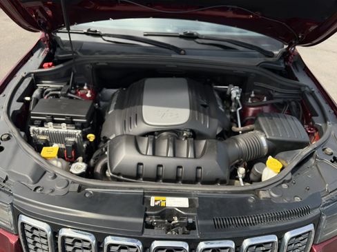 Used 2019 Jeep Grand Cherokee Limited w/ Luxury Group II AWD/4WD image 28