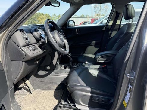 Used 2018 MINI Cooper Countryman image 5
