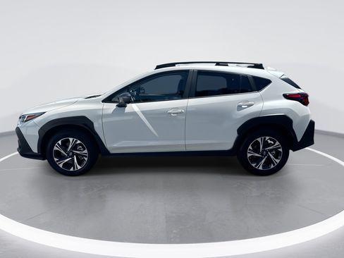Used 2025 Subaru Crosstrek 2.5i Premium AWD/4WD image 7