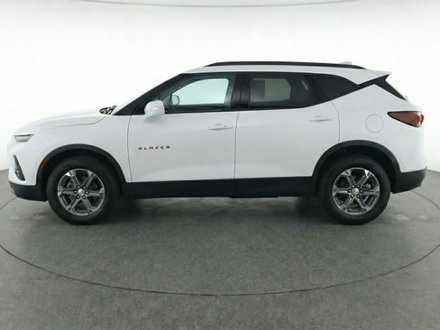 Used 2025 Chevrolet Blazer LT image 5