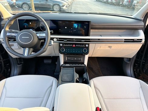 New 2026 Hyundai Tucson Limited AWD/4WD image 3