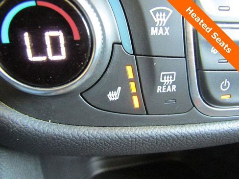 Used 2024 Chevrolet Equinox LT AWD/4WD image 16