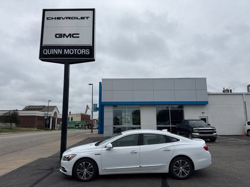Used 2017 Buick LaCrosse Preferred FWD image 2