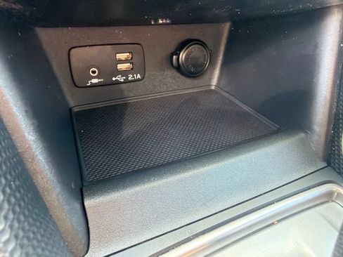 Used 2024 Subaru Forester Premium AWD/4WD image 21
