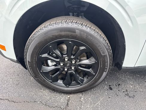 Used 2024 Ford Maverick XLT w/ XLT Luxury Package image 17