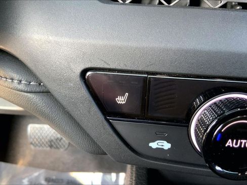 Used 2025 Honda Accord SE image 31