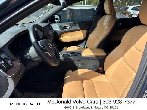 Used 2024 Volvo XC60 T8 Ultimate AWD/4WD image 5