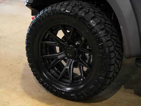 Used 2025 Ford F150 Raptor w/ Equipment Group 803A Raptor R AWD/4WD image 11