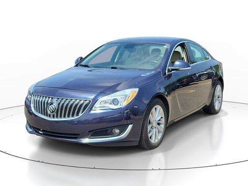 Used 2016 Buick Regal Premium FWD image 2