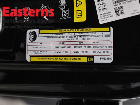 Used 2023 Jeep Wrangler Unlimited w/ Sun & Screen Package AWD/4WD image 35