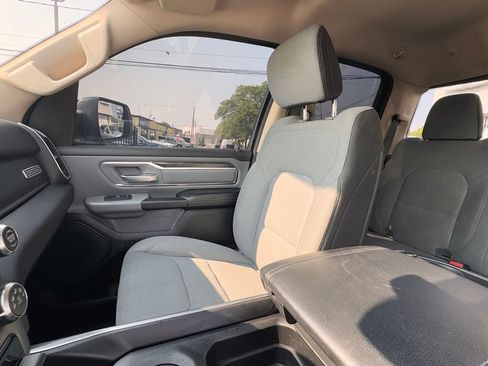 Used 2020 RAM 1500 Big Horn AWD/4WD image 14