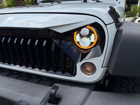 Used 2016 Jeep Wrangler Unlimited Sport w/ Quick Order Package 24S AWD/4WD image 13