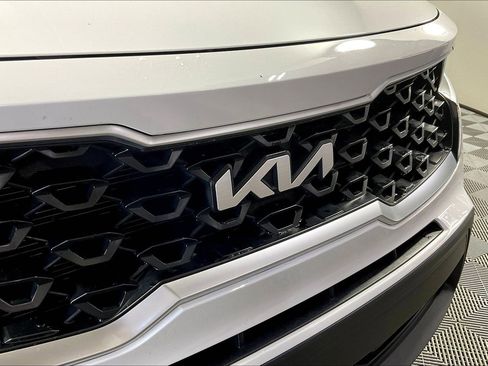 Used 2023 Kia Sorento LX AWD/4WD image 33