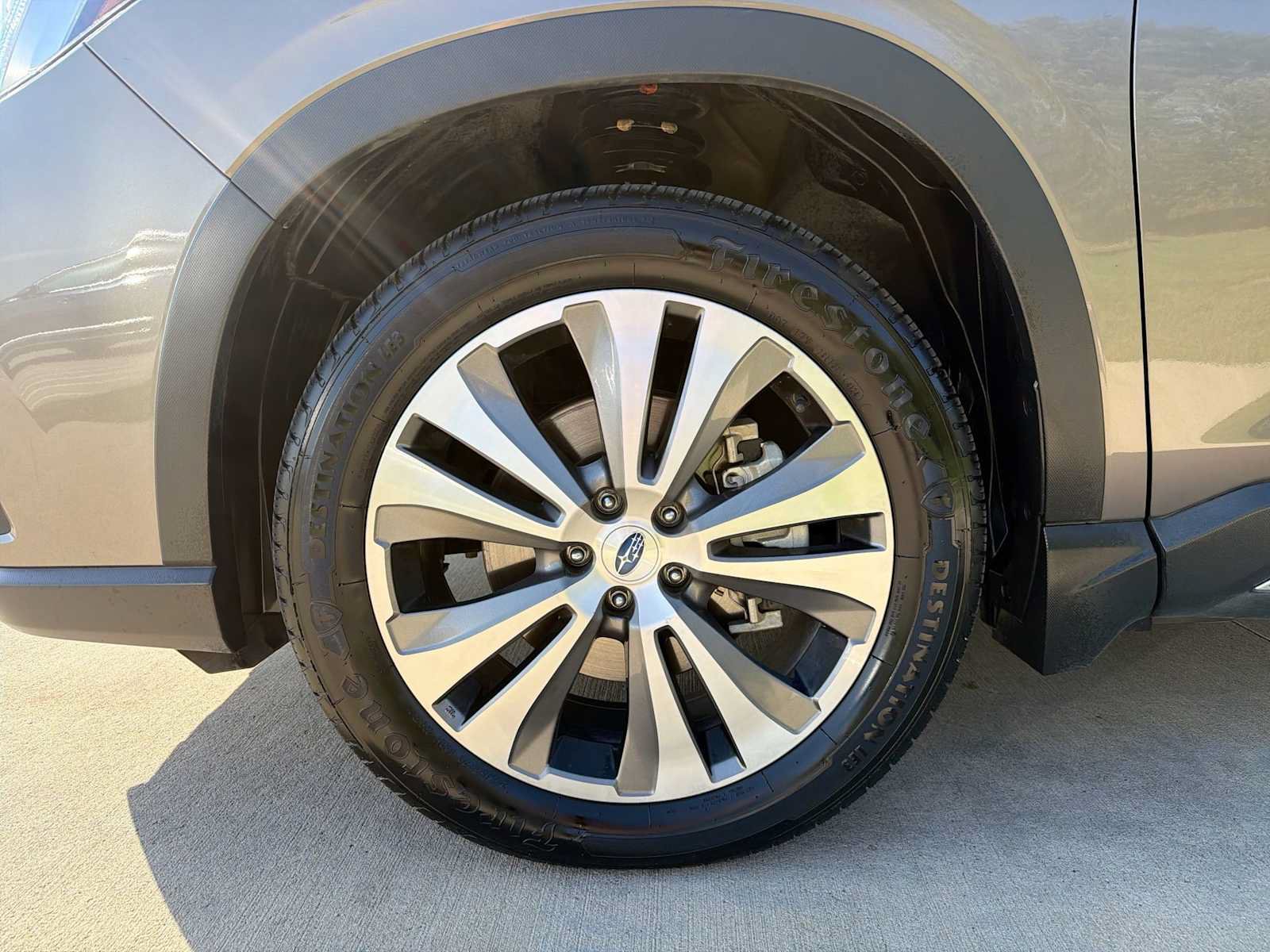 Used 2021 Subaru Ascent Limited w/ Technology Package AWD/4WD image 10