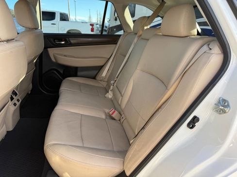 Used 2015 Subaru Outback 2.5i Limited image 18