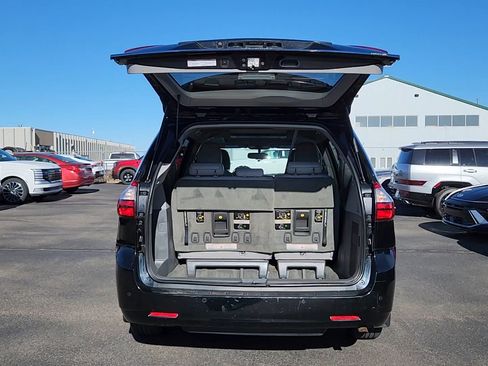 Used 2016 Toyota Sienna XLE image 21