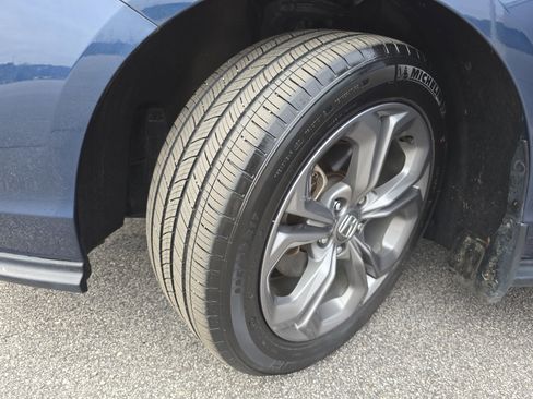 Used 2024 Honda Accord EX image 27