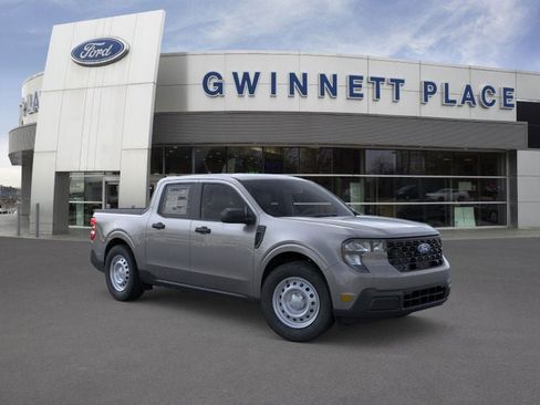 New 2026 Ford Maverick XL image 7