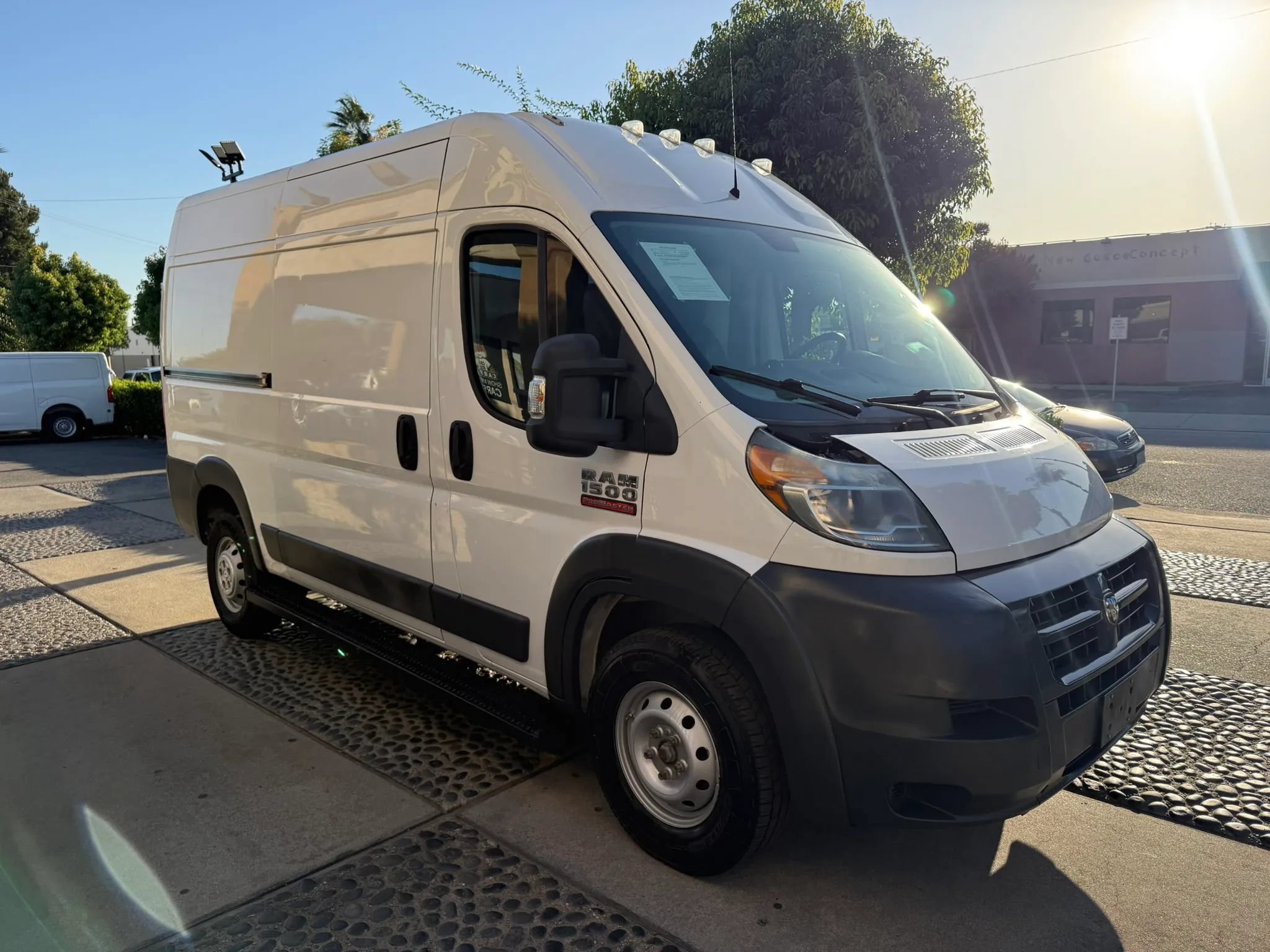 Used 2017 RAM ProMaster 1500 FWD image 3