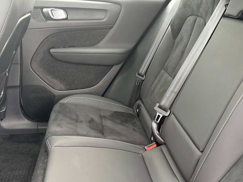 Certified 2024 Volvo C40 P8 Recharge Ultimate w/ Protection Package Premier image 13