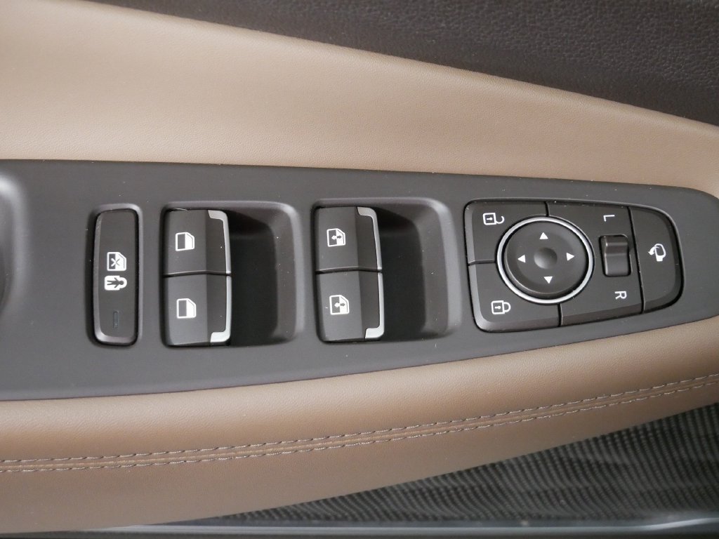 Used 2022 Hyundai Santa Fe Limited w/ Cargo Package AWD/4WD image 21