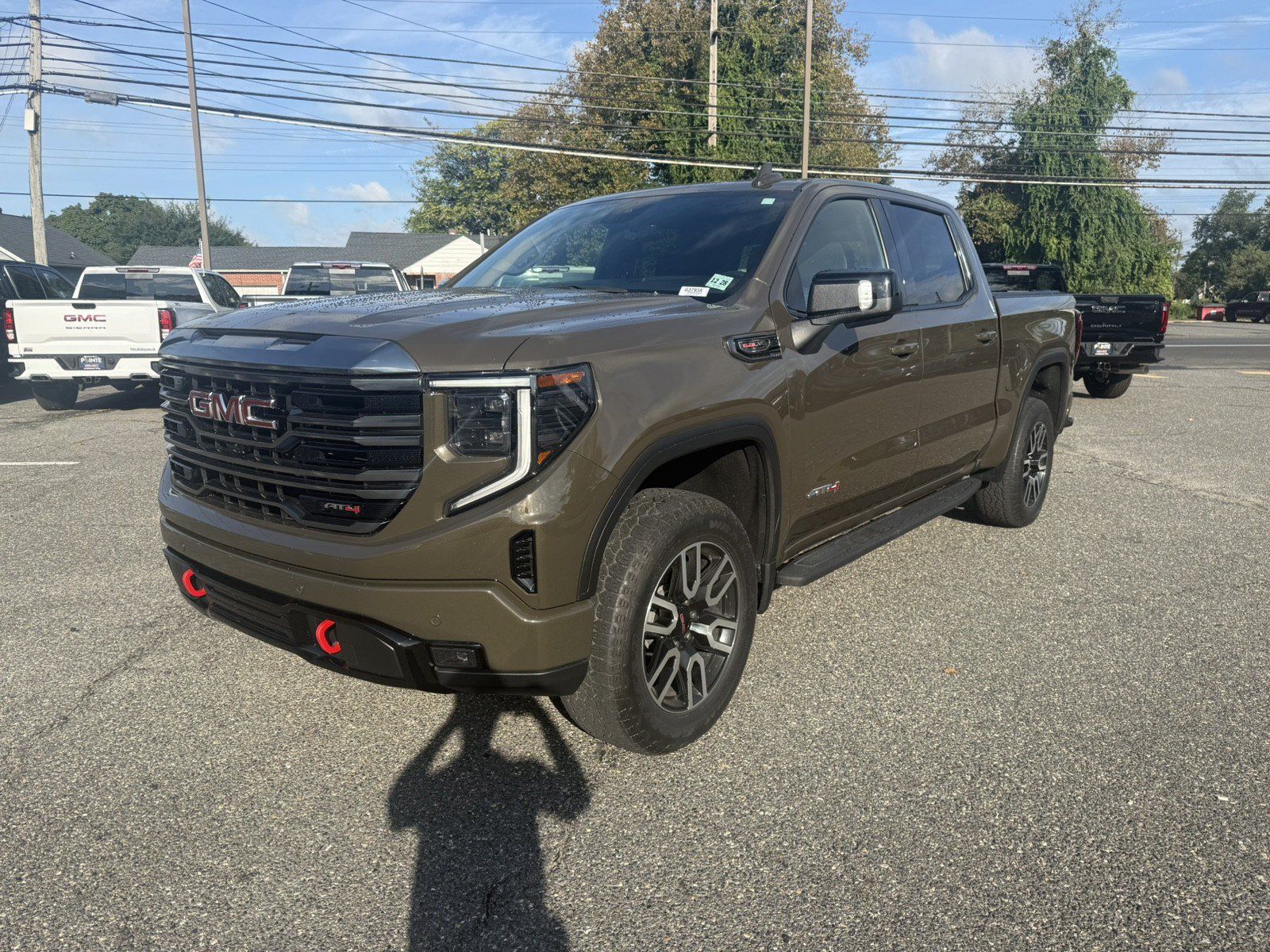 Used 2024 GMC Sierra 1500 AT4 w/ Technology Package AWD/4WD image 7