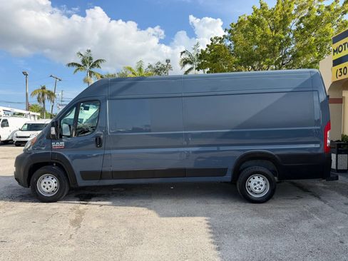 Used 2020 RAM ProMaster 3500 FWD image 2