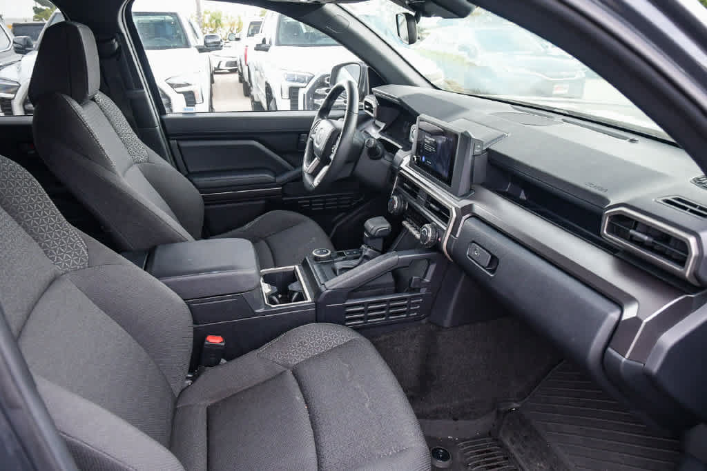 Used 2025 Toyota 4Runner SR5 RWD image 15