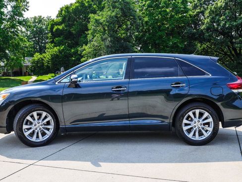 Used 2013 Toyota Venza XLE w/ XLE Premium Pkg AWD/4WD image 4