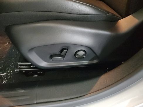 New 2026 Jeep Compass Trailhawk AWD/4WD image 9
