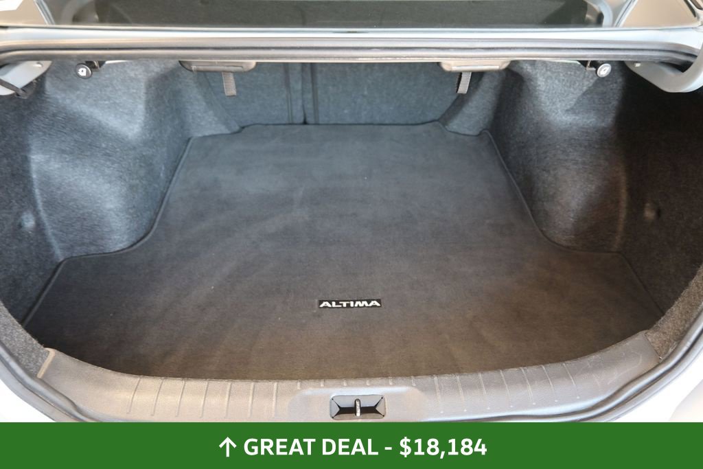 Used 2024 Nissan Altima 2.5 SV FWD image 19