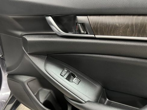 Used 2022 Honda Accord EX-L image 60