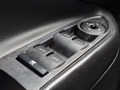 Used 2018 Ford Escape SE w/ SE Sync 3 Package image 24