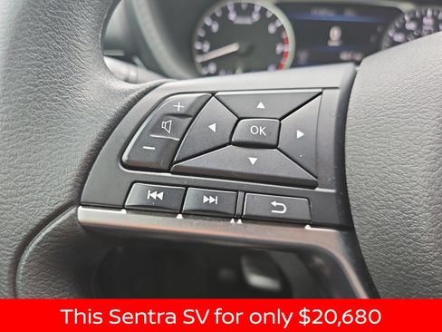 Used 2025 Nissan Sentra SV FWD image 30