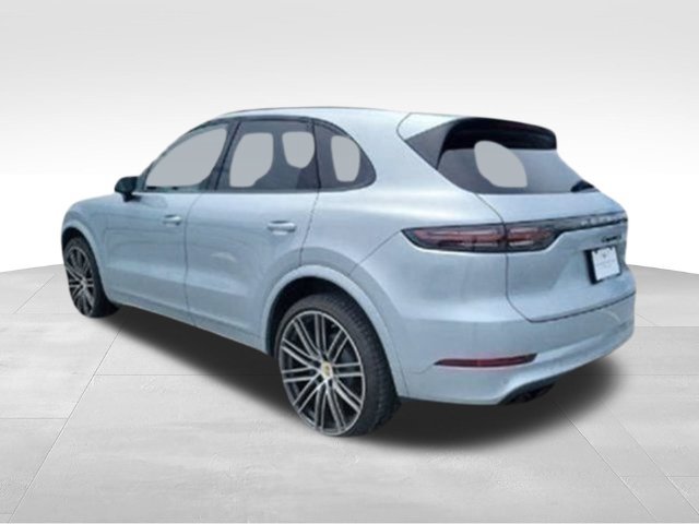 Used 2022 Porsche Cayenne S AWD/4WD image 3