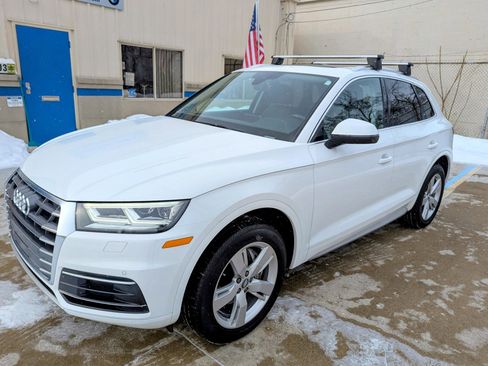 Used 2019 Audi Q5 2.0T Premium Plus w/ Premium Plus Package image 1