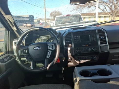 Used 2018 Ford F150 XLT image 10
