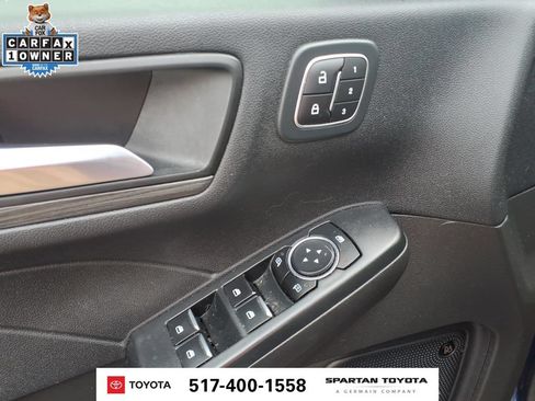 Used 2023 Ford Escape SE w/ PHEV Premium Package FWD image 15