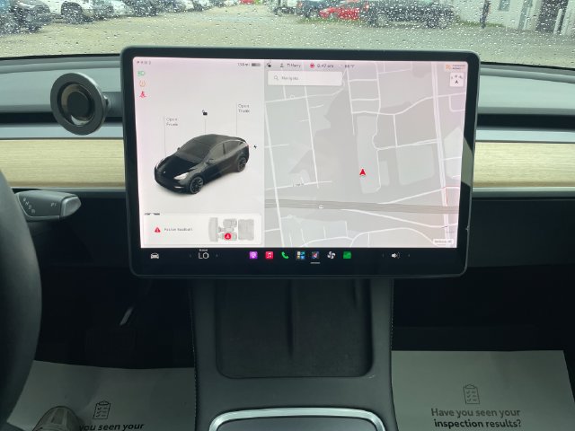 Used 2021 Tesla Model Y Long Range AWD/4WD image 12