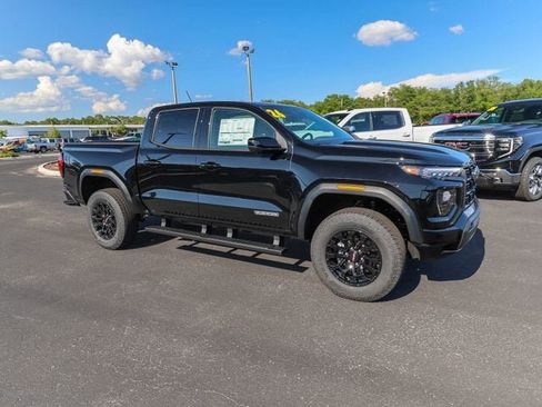 New 2026 GMC Canyon Elevation w/ Convenience Package RWD image 12