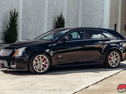 Used 2014 Cadillac CTS V RWD image 54