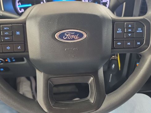 Used 2023 Ford F150 XLT AWD/4WD image 8
