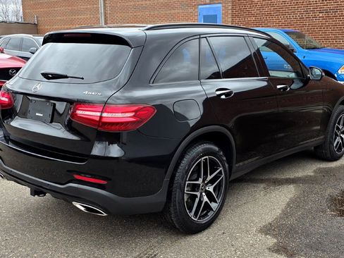Used 2019 Mercedes-Benz GLC 300 4MATIC w/ AMG Line image 2
