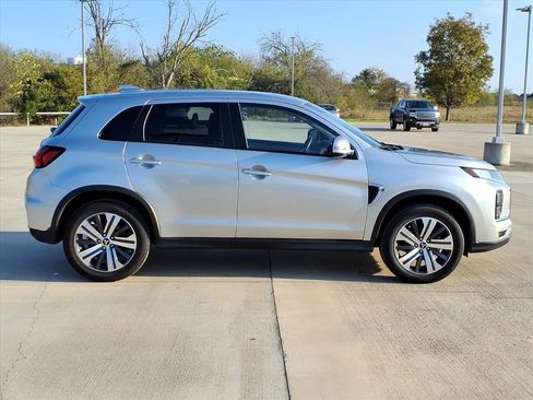 Used 2024 Mitsubishi Outlander Sport SE image 10