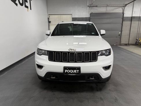 Used 2016 Jeep Grand Cherokee Laredo 75th Anniversary AWD/4WD image 3