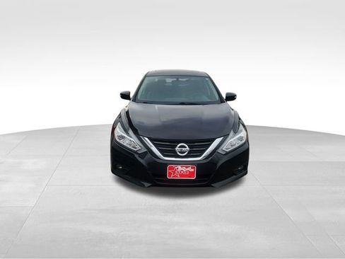 Used 2016 Nissan Altima 2.5 SL w/ 2.5 Technology Package image 9